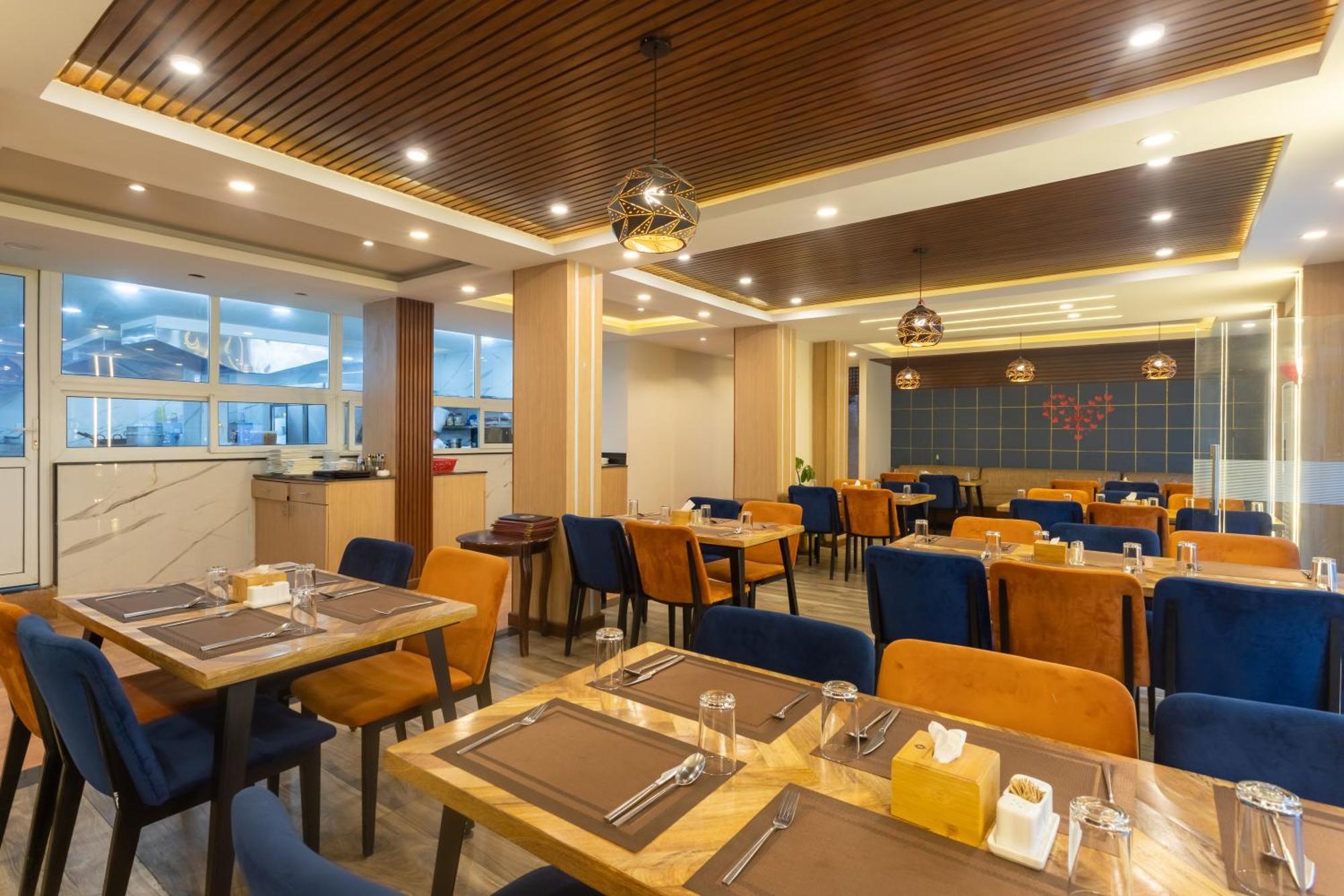 Aawas Boutique Hotel Катманду Екстер'єр фото